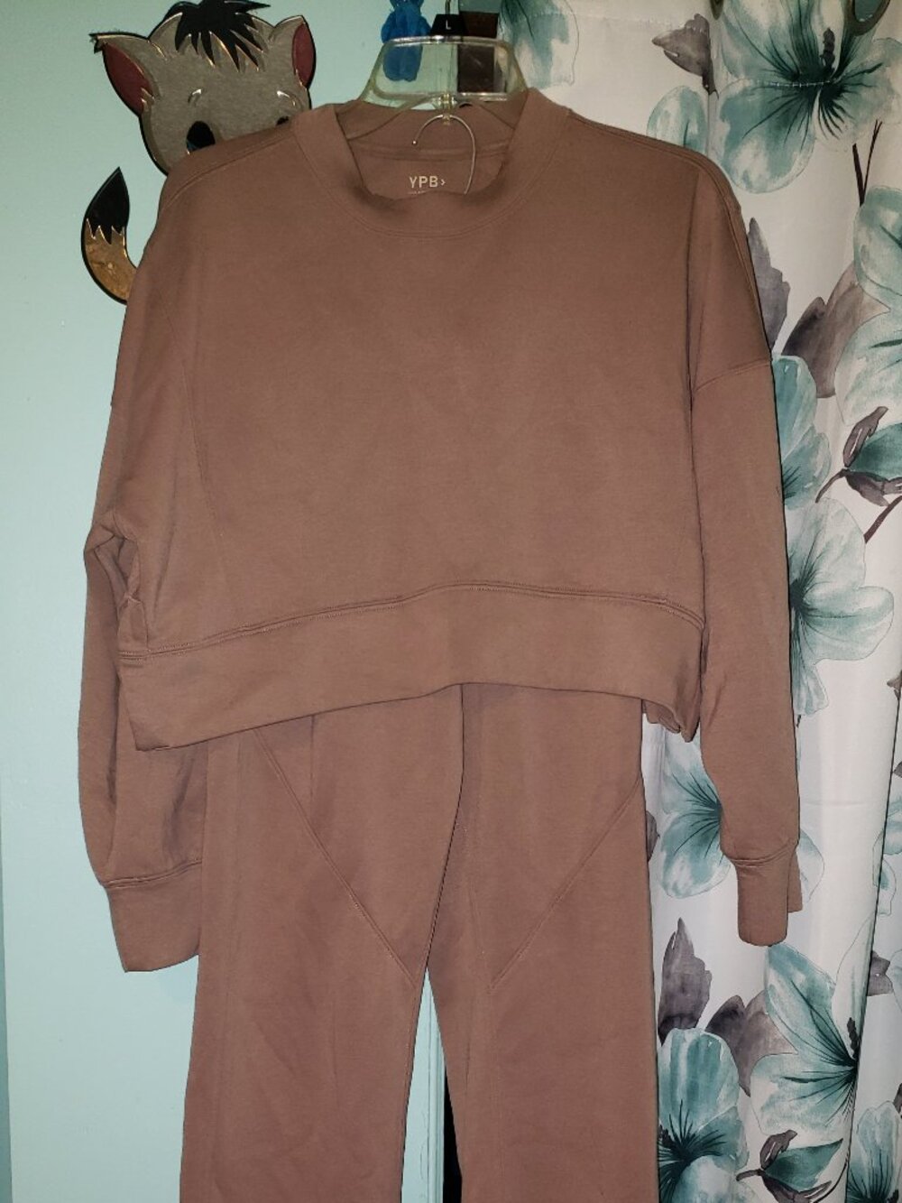 YPB by Abercrombie & Fitch sweatsuit